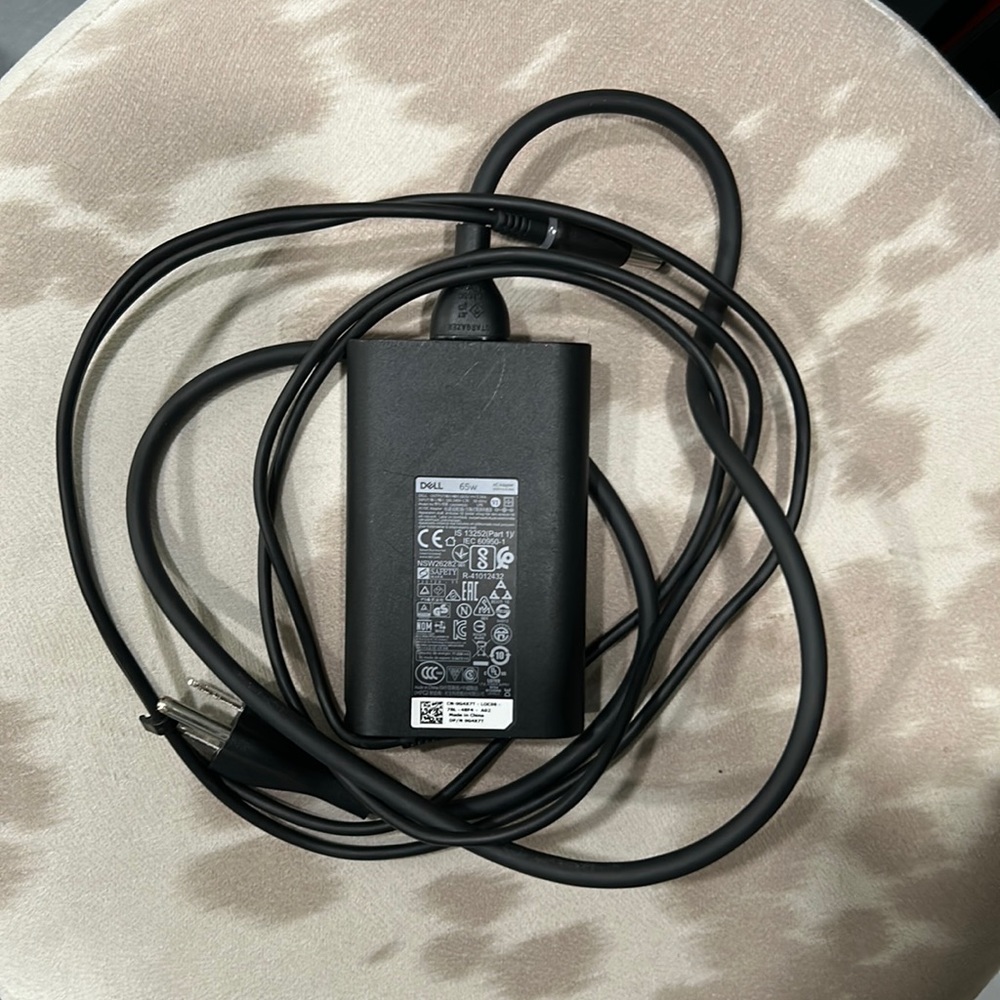Dell Adapter Charger 65W 19.5V 3.34A